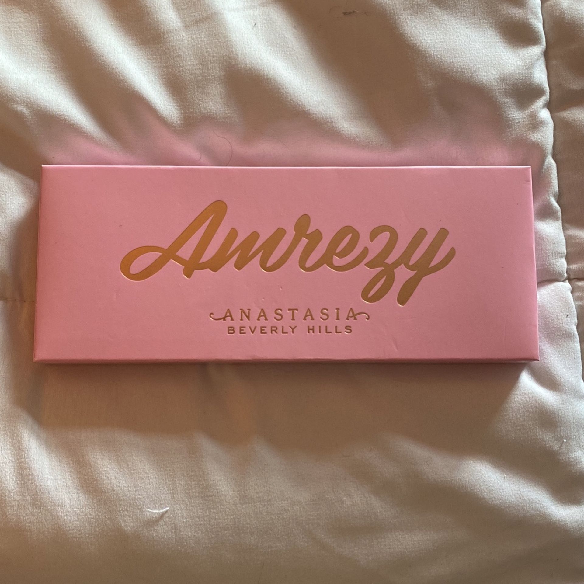 Amrezy Anastasia Makeup Palette