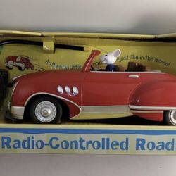 VINTAGE STUART LITTLE ROADSTER RADIO SHACK