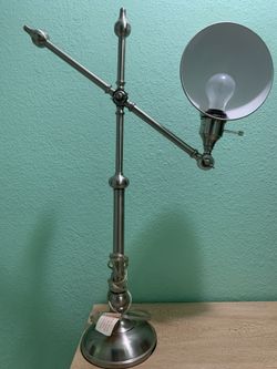 Unique Articulate Adjustable Swivel T-Table Lamp