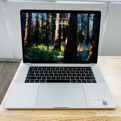 MacBook Pro 15” 2018 16Ram 512GB