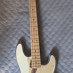 FENDER STEVE HARRIS SIGNATURE BASS GUITAR,  HARDSHELL CASE, MAPLE BODY, WITH PROPER UPGRADES