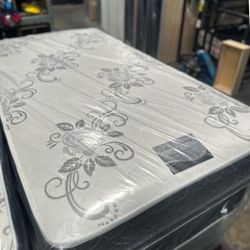 Set Twin Size Mattress And Box Spring 