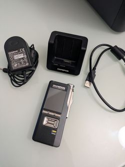 Olympus Digital Voice Recorder DS-7000 with 16 GB Micro SD  Card