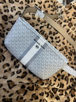 Michael Kors Small Bag 