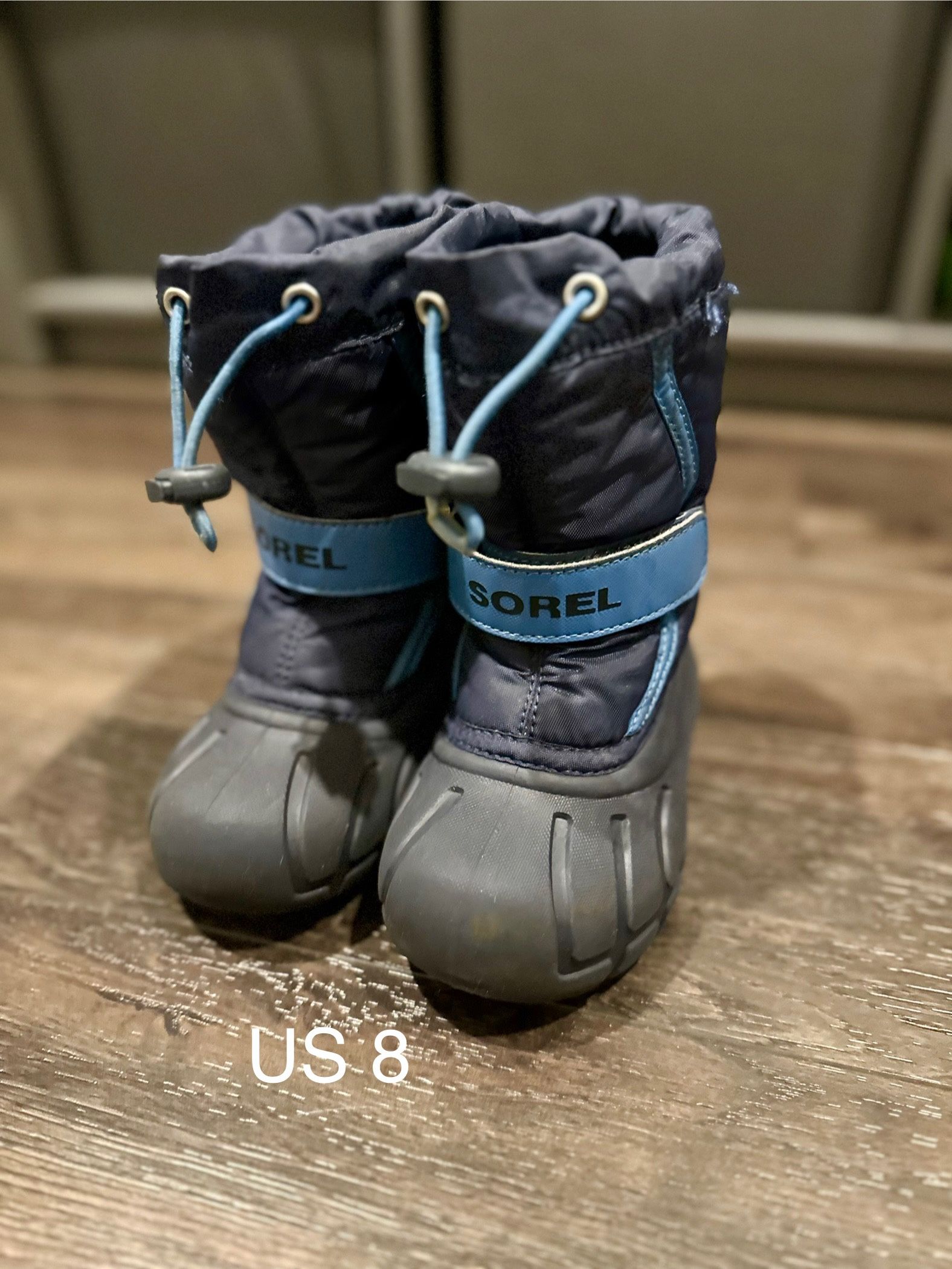 Kids SOREL Snow Boots Size 8