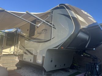 2014 Grand Design Solitude ST369RL