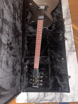 Epiphone Les Paul Electric Guitar with Case