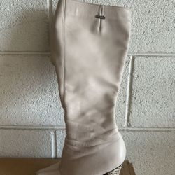 Woman’s Leather Boots, Size 5