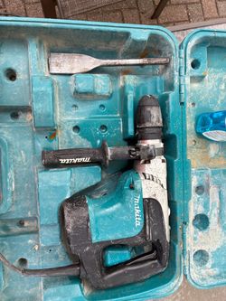 Makita Rotary Hammer Drill with Case