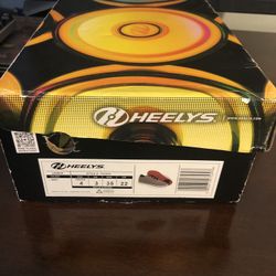 Boys Heelys Youth Size 4 - Grey