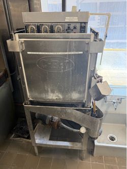 Restaurant Dish Machine