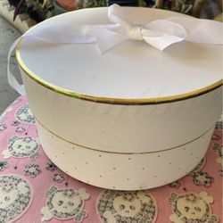Beautiful Box For Gifts High 8” circumference 33” Diameter 10”