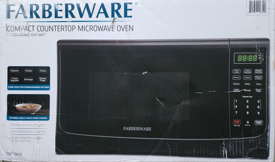 *** BRAND NEW MICROWAVE ***