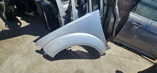 2016 Nissan Frontier left side fender