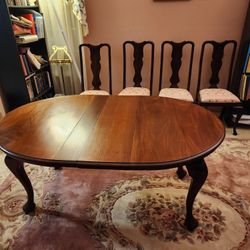 Antique Handmade Cherry Oval Dining Room Table with 4 Chairs