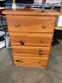 Wooden 4-drawer Dresser