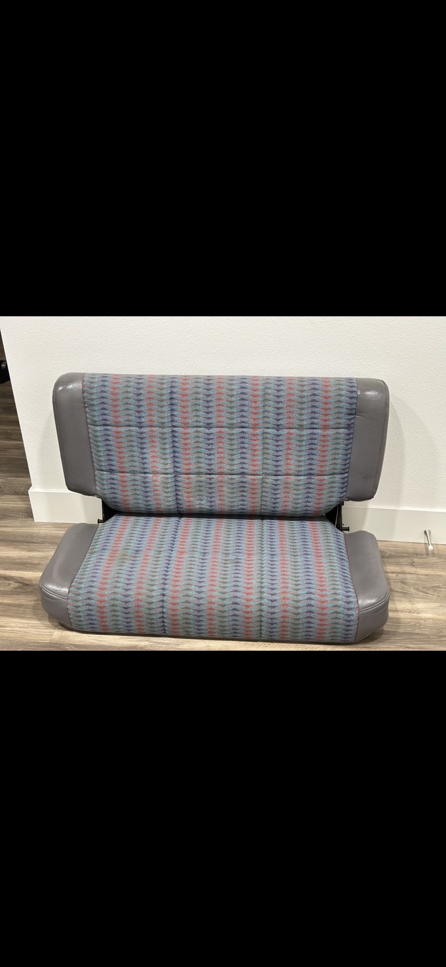 Jeep Wrangler TJ 97 - 02 Backseat like new condition