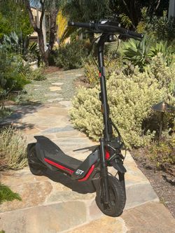 Segway ZT3 Pro Electric Scooter - folds down