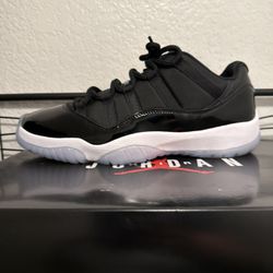 Jordan 11 Low Space Jam 