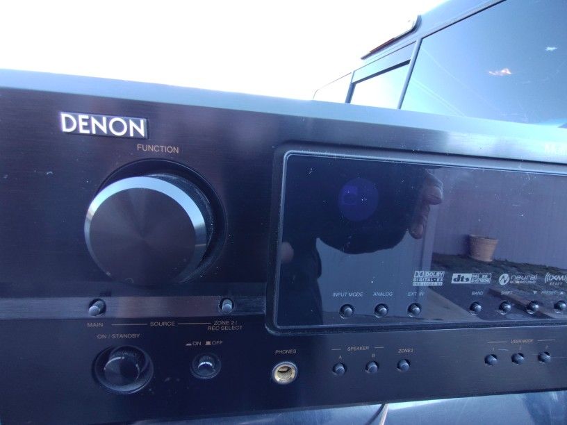 Dennon AV Receiver