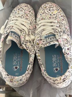 BOBS by Skechers Memory Foam Women’s Size 7 Sneakers