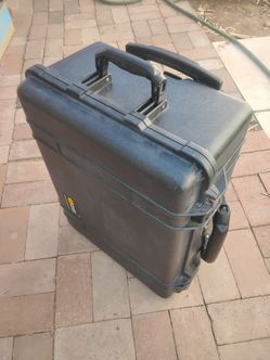 Pelican water resistant case model 1560