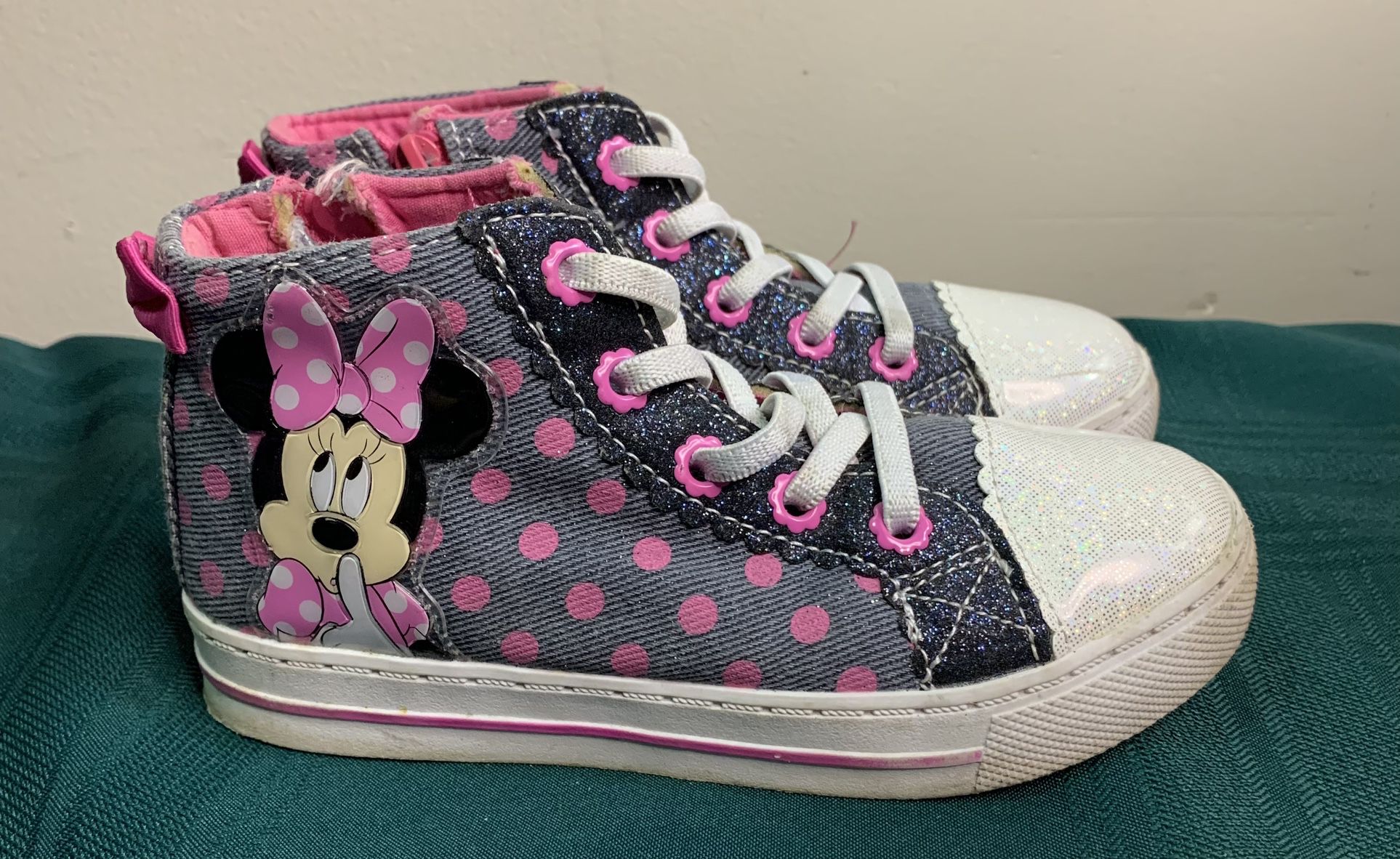 Disney Minnie Mouse girls size 11 high top sneakers shoes 