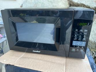 Countertop microwave 700W 0.7 cu ft Comfee (in Des Moines/West Kent)