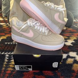 F/S: DS NIKE AIR FORCE 1 “LINEN” SZ. 10 2024 RELEASE