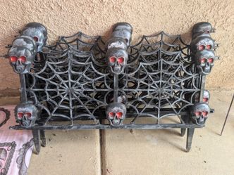 Halloween Skull Spiderweb Yard Fence Decoration