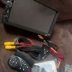 Touch Screen Car Radio/ With Remote/ Back Cam