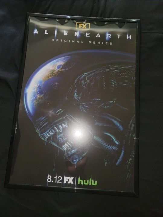 Alien Earth Framed Poster Xenomorph FX Hulu