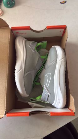Nike Toddler Flex Plus 5C