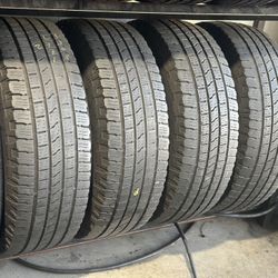 SET OF TIRE 275 70 18 FALKEN 85% LIFE