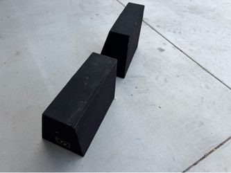 Speaker boxes for subwoofers