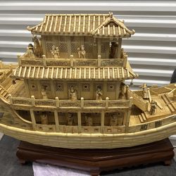 Boat Sculture Bone Ivory of Japanese warriors ship