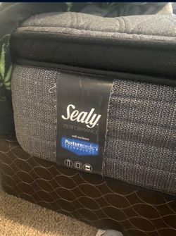 Queen Bed  On Buyers offer Need Gone ASAP