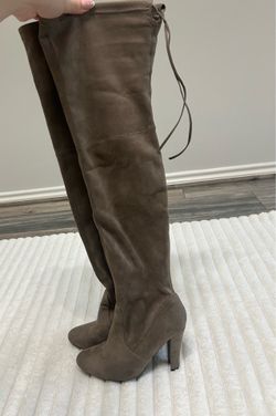 Steve Madden “Gorgeous” Over‑the‑Knee Boots – Taupe Suede – Size 8.5