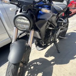 2021 Honda CB300R ABS