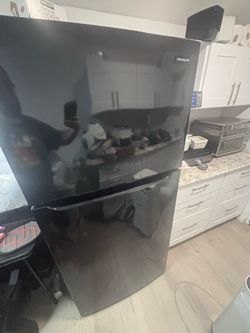 Frigidaire 30 in 20 cu ft refrigerator