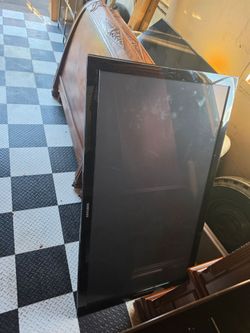 Samsung 58” 1080p Plasma TV – Works Great