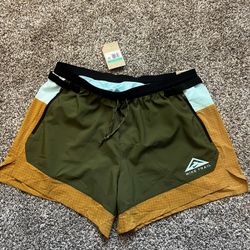 Nike Trail Running Shorts Size Xl