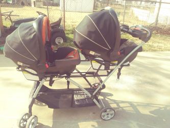 Baby trend double snap and go