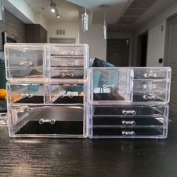 4 pc Acrylic Makeup organizer