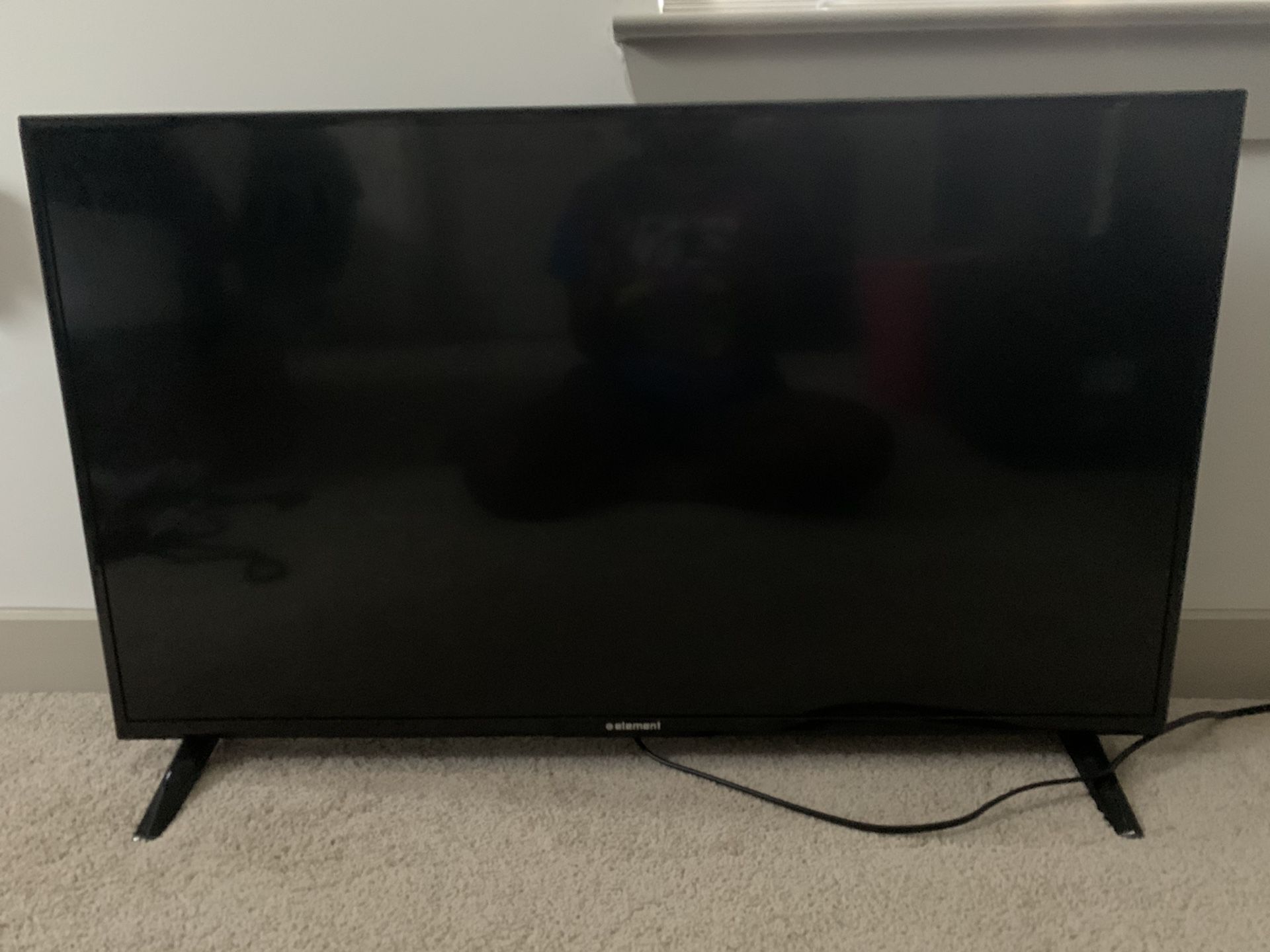 40 inch Element tv