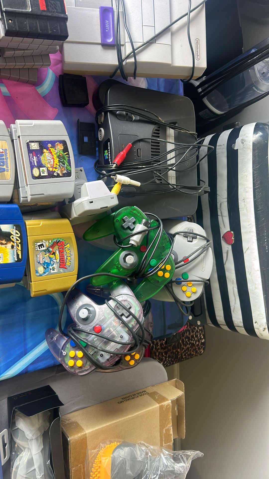 Nintendo 64 With 4 Controllers And 25 Games