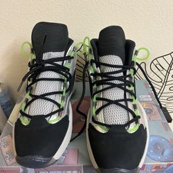 Reebok Question Mids