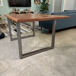 Dining Room Table seats 6