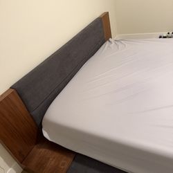 King Size Bed 