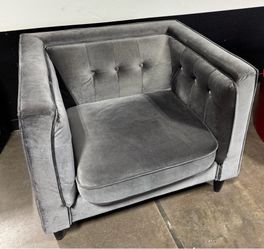 Gray Velvet Tufted Armchair
